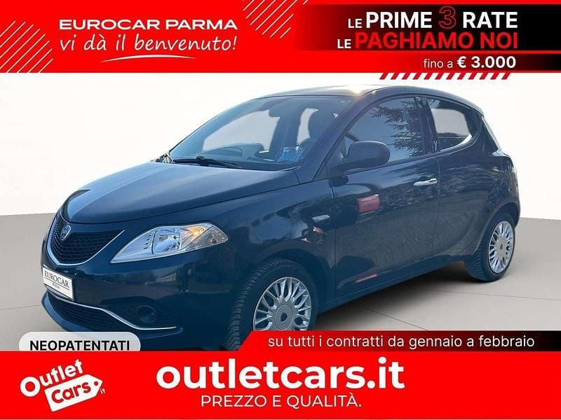 Blu Usata 2017 Lancia Ypsilon Silver Utilitaria | 7900 € (Buon prezzo) - Immagine 1/4