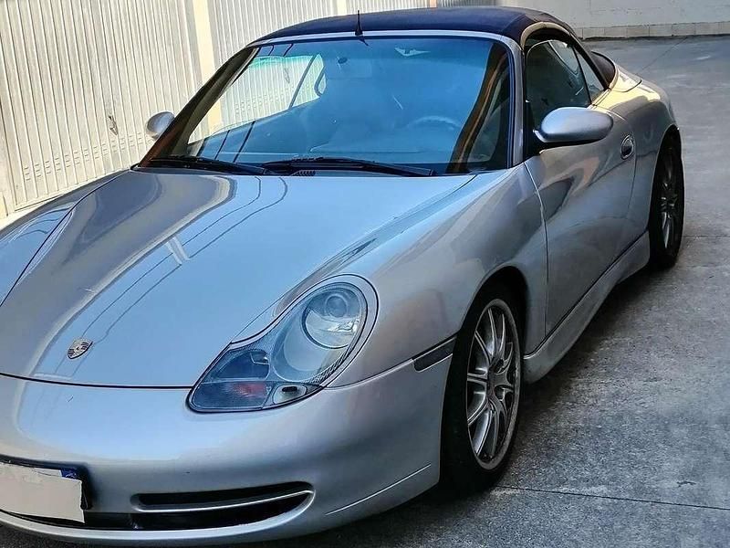 Usata Porsche 911 Carrera Cabriolet 300 CV (220 kW) 1998 Argento Cabrio