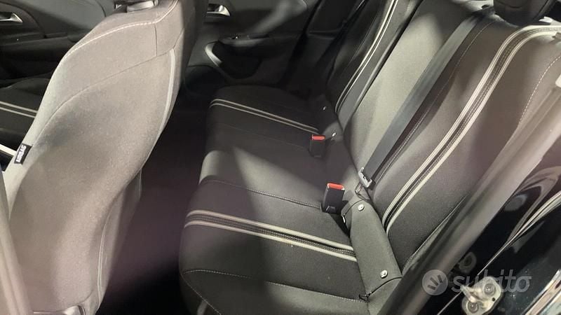 Usata Opel Corsa Elegance 100 CV (73 kW) 2021 Nero Berlina