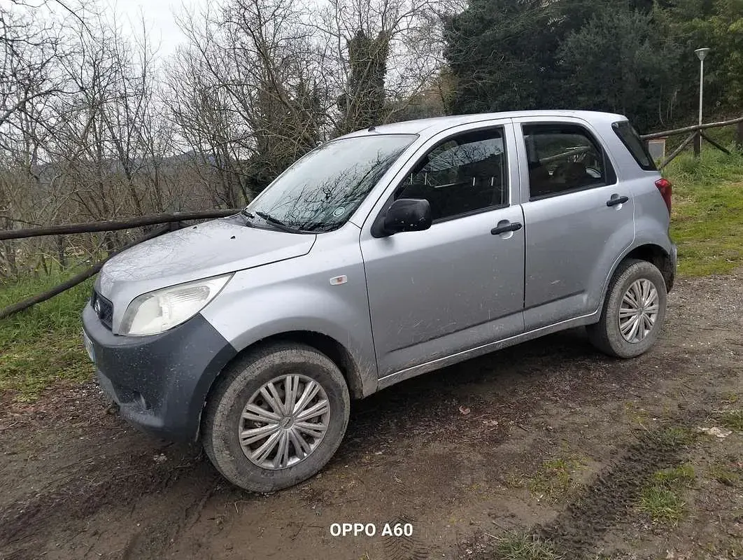 Usata Daihatsu Terios 86 CV (63 kW) 2009 SUV