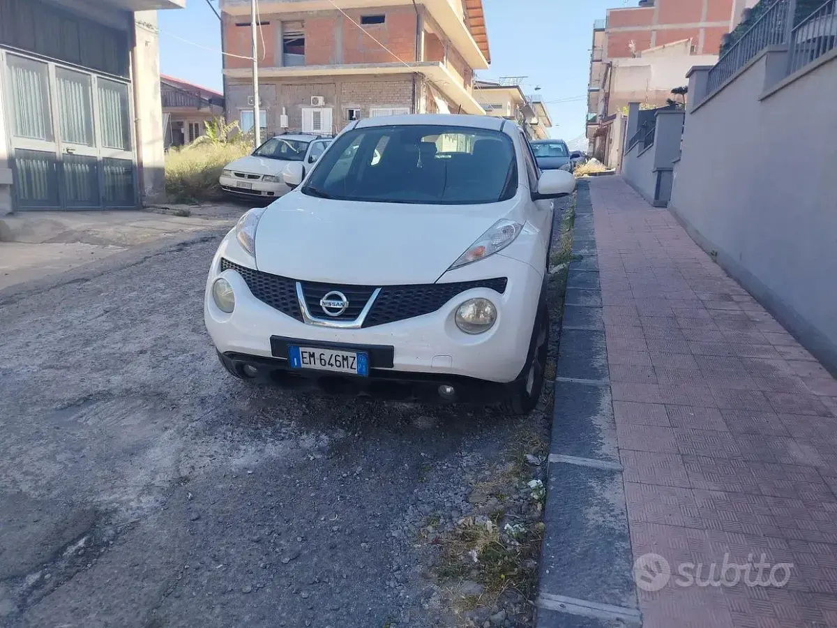 Usata Nissan Juke 110 CV (80 kW) 2012 Bianco SUV