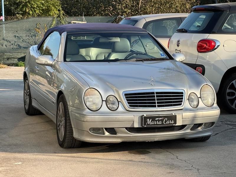 Usata Mercedes CLK200 Elegance 262 CV (192 kW) 2000 Argento Coupé