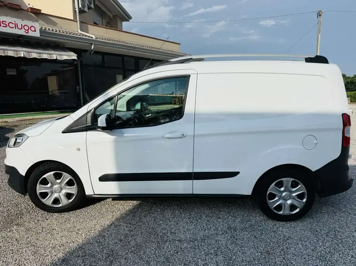 Usata Ford Transit 75 CV (55 kW) 2016 Bianco Furgone