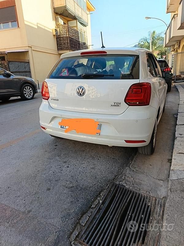 Usata VW Polo 85 CV (62 kW) 2017 Bianco Utilitaria