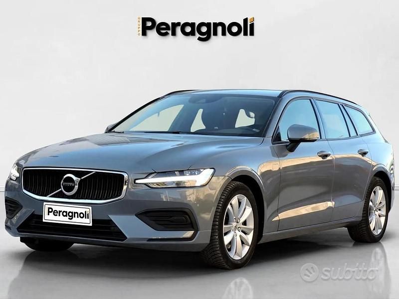 Usata Volvo V60 Business Edition 197 CV (144 kW) 2021 Grigio Station wagon