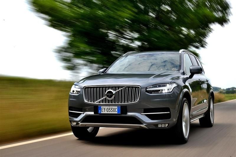 Usata Volvo XC90 Plus 235 CV (172 kW) 2023 Grigio SUV