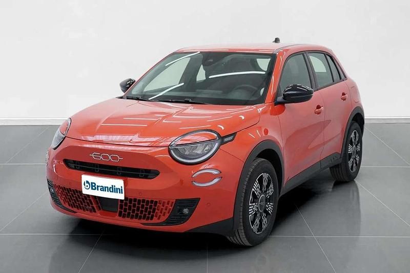 Arancio sole d'italia (metalli Nuova 2025 Fiat 600 Icon SUV | 22.727 € - Immagine 1/4
