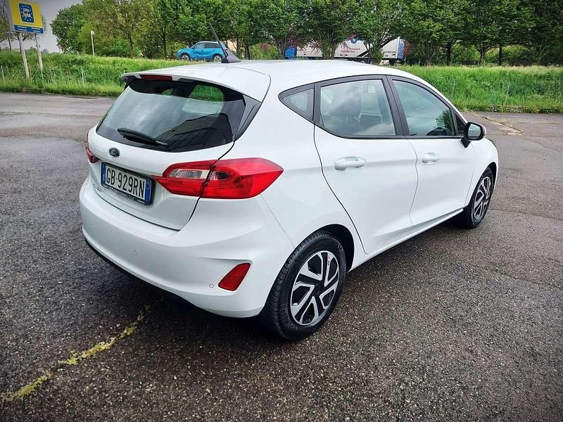Usata Ford Fiesta ST-Line 86 CV (63 kW) 2020 Bianco Utilitaria