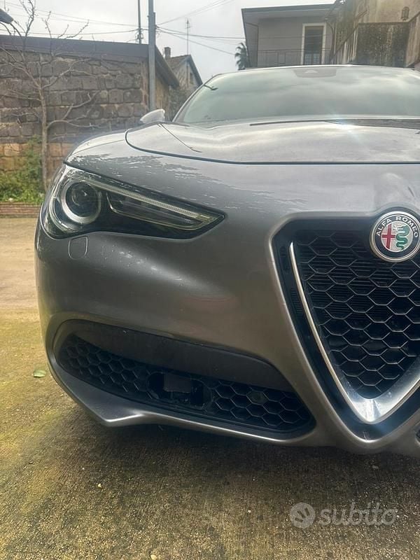 Usata Alfa Romeo Stelvio 160 CV (117 kW) 2021 SUV
