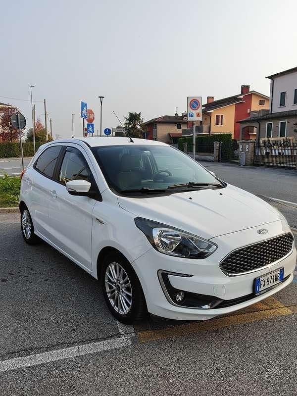Usata Ford Ka Plus Ultimate 86 CV (63 kW) 2019 Bianco Utilitaria