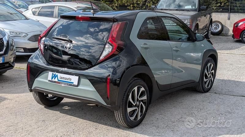 Usata Toyota Aygo X Active 72 CV (52 kW) 2025 Verde SUV