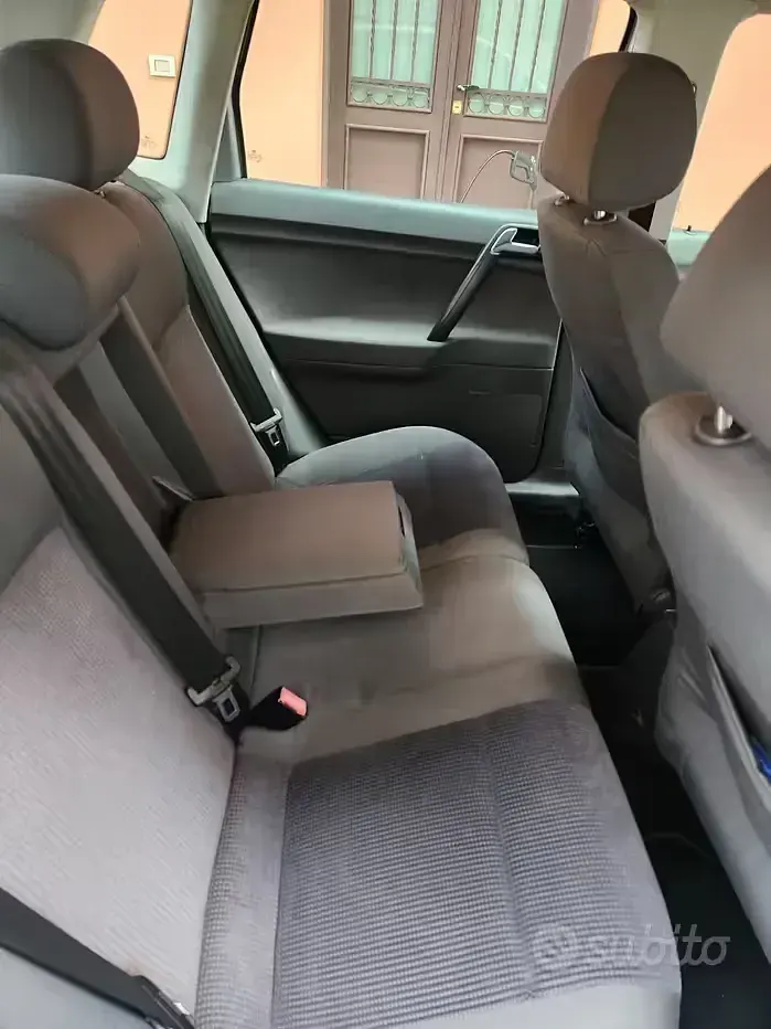 Usata VW Polo 80 CV (58 kW) 2006 Grigio Utilitaria