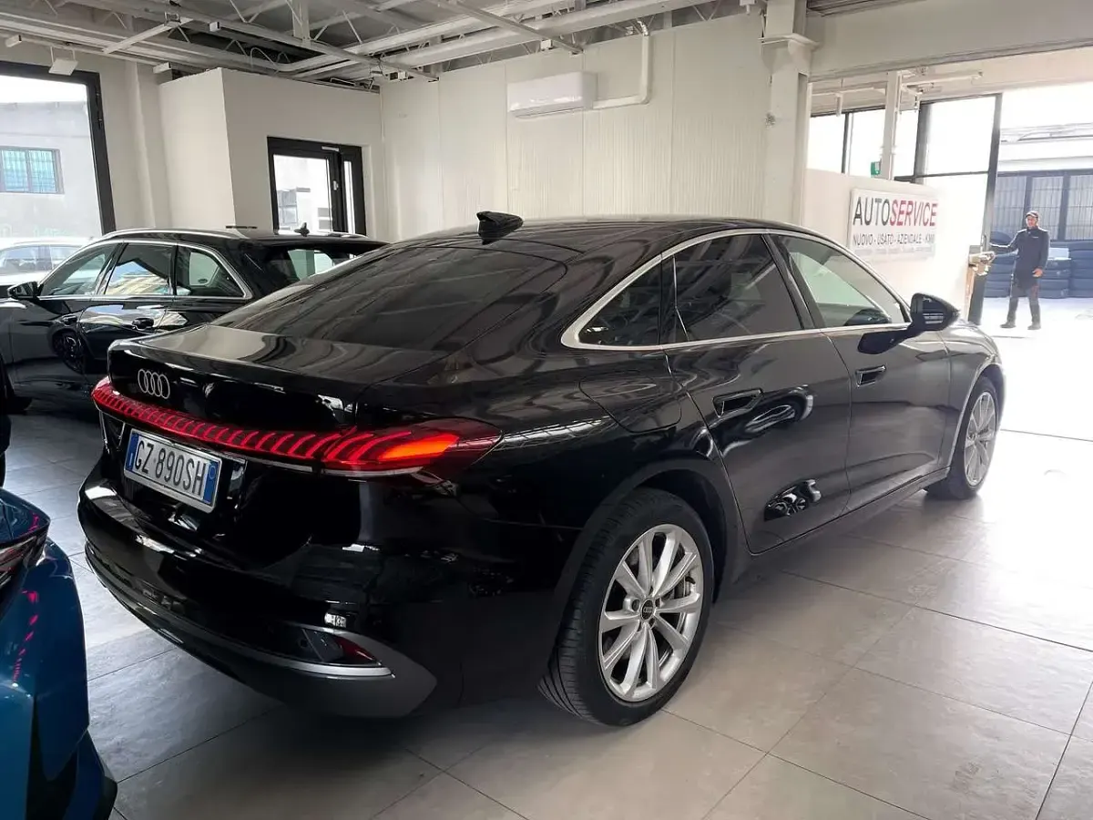 Usata Audi A5 Advanced Plus 204 CV (150 kW) 2025 Nero Berlina