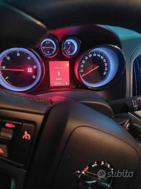 Usata Opel Astra Sport 125 CV (91 kW) 2012 Grigio Station wagon