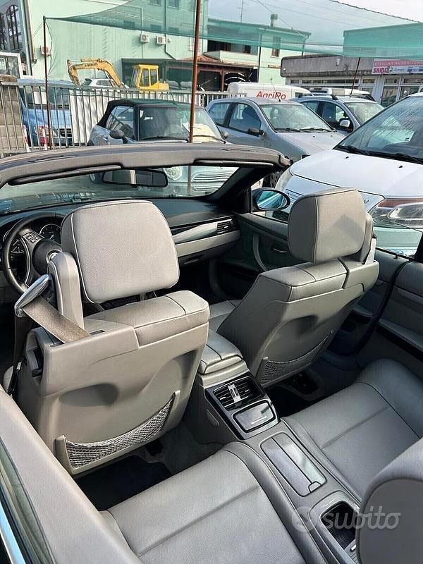 Usata BMW 320 Cabriolet 170 CV (125 kW) 2007 Nero Cabrio
