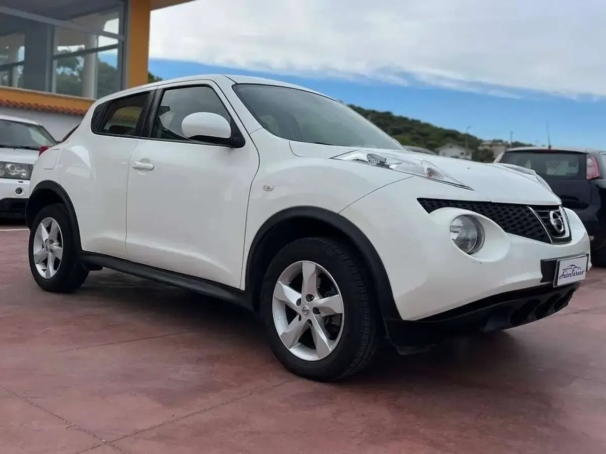 Usata Nissan Juke Visia 94 CV (69 kW) 2013 Bianco SUV