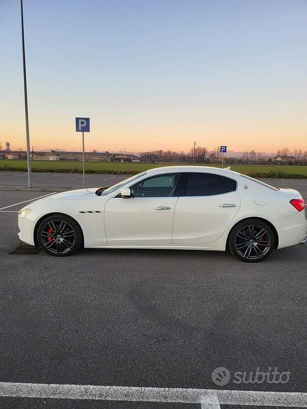 Usata Maserati Ghibli 275 CV (202 kW) 2014 Berlina