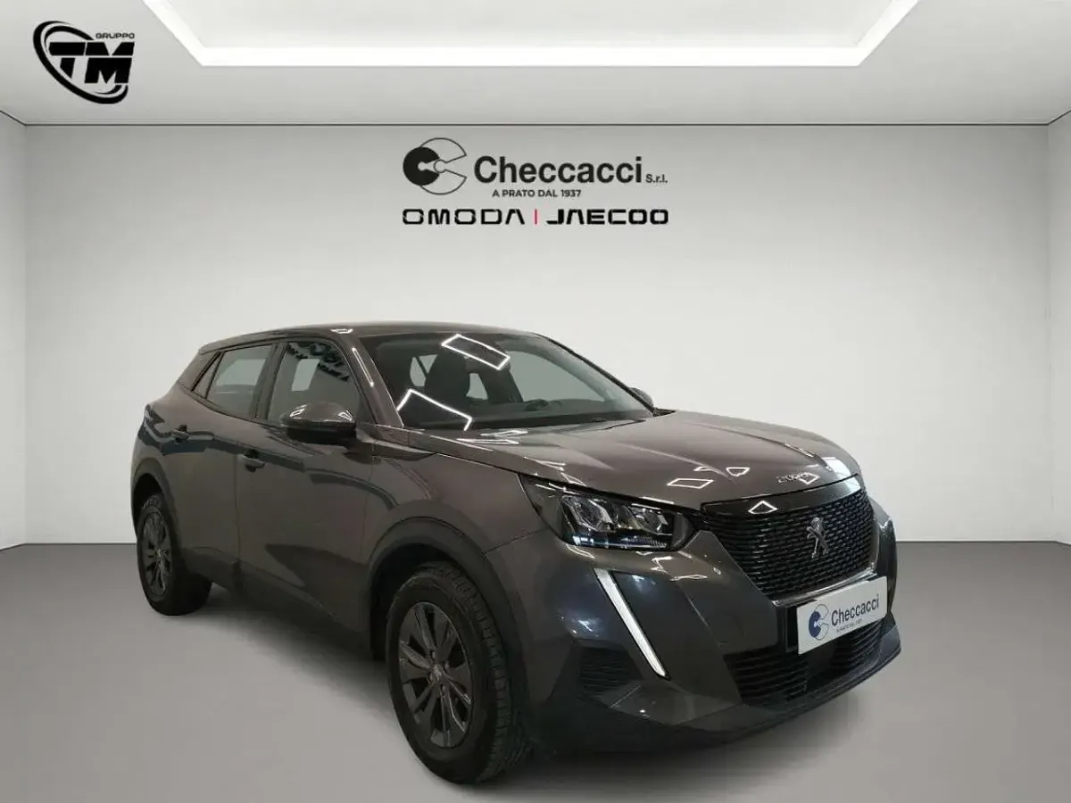 Usata Peugeot 2008 Active 110 CV (80 kW) 2021 Grigio SUV