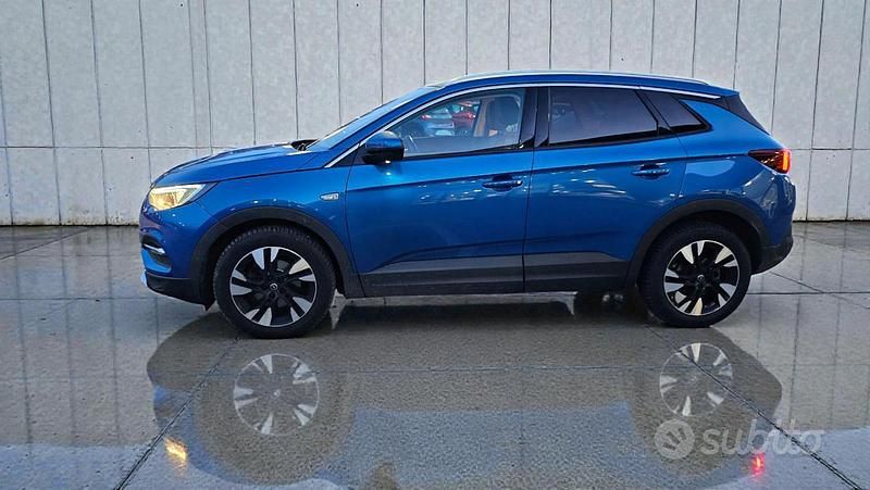 Usata Opel Grandland X Innovation 131 CV (96 kW) 2019 Azzurro metallizzato SUV