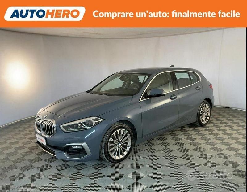 Usata BMW 120 Luxury Line 190 CV (139 kW) 2019 Grigio Utilitaria