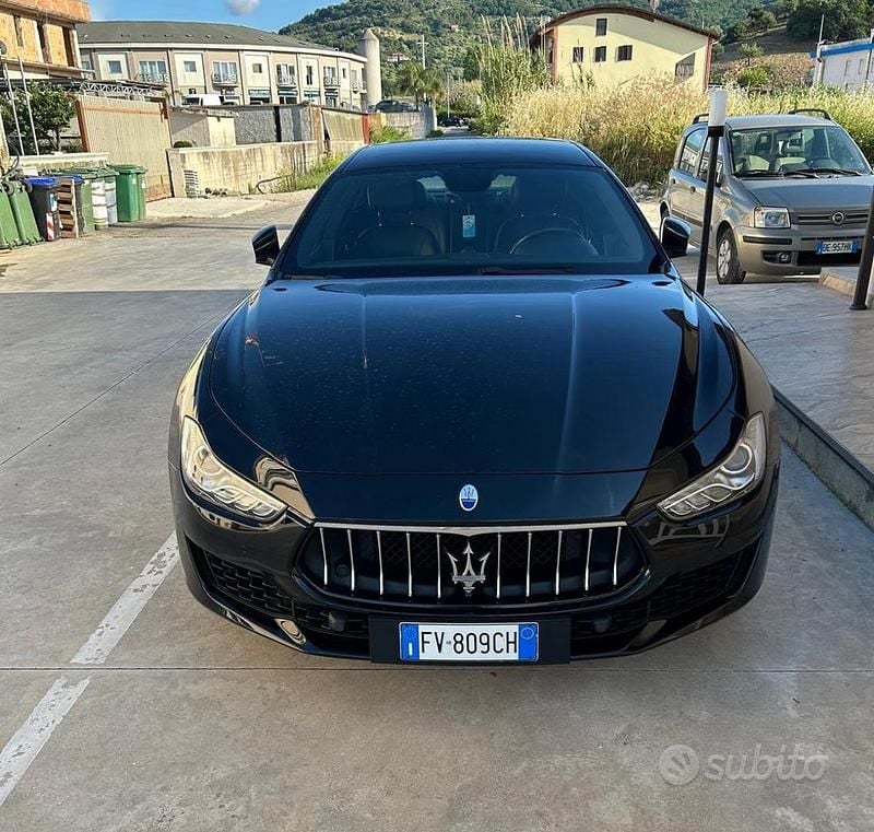 Usata Maserati Ghibli 250 CV (183 kW) 2019 Nero Berlina