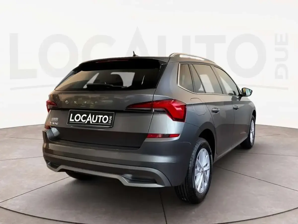 Używany Skoda Kamiq Ambition 110 KM (80 kW) 2024 Szary SUV