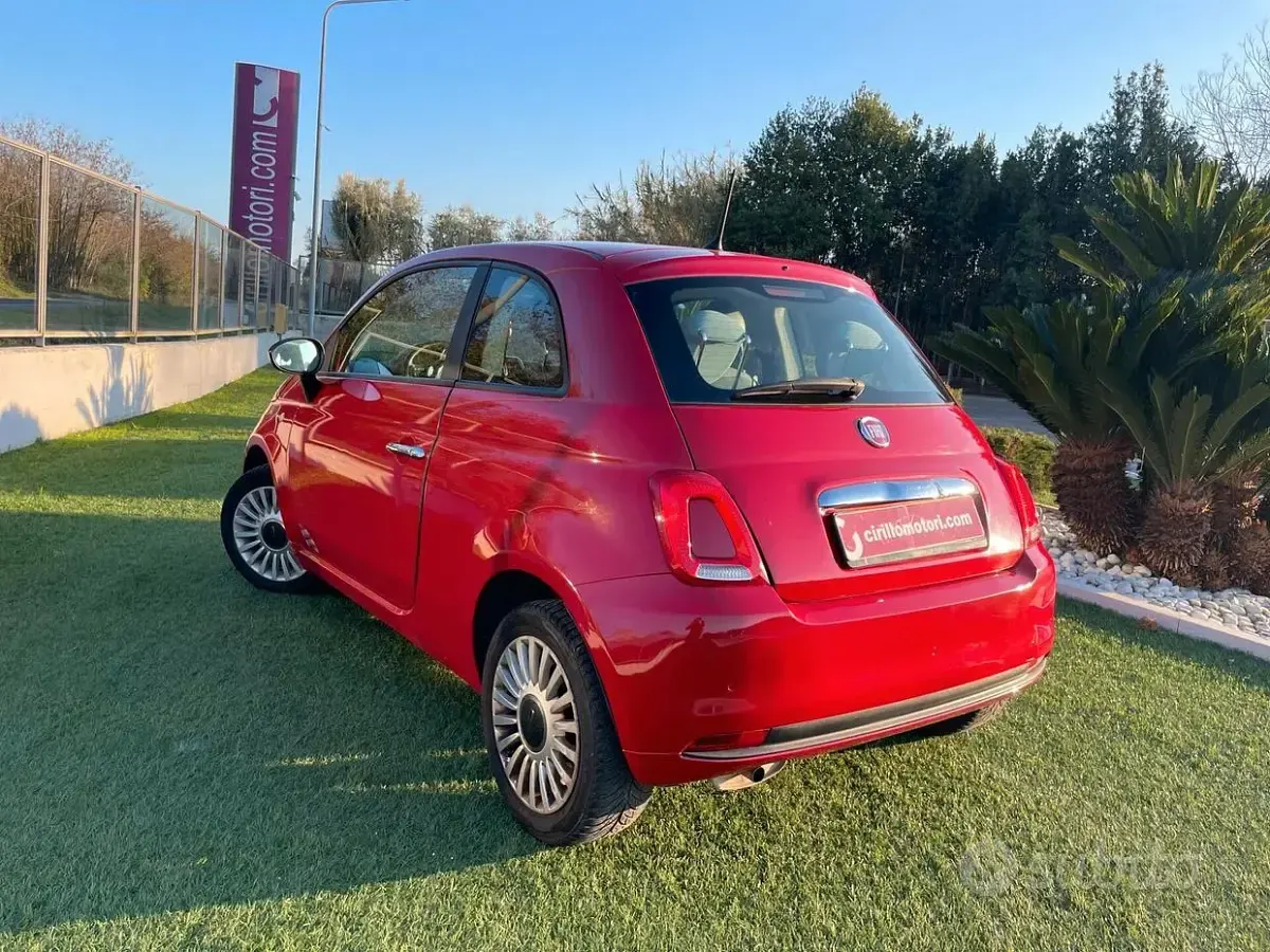 Usata Fiat 500 Lounge 69 CV (50 kW) 2017 Rosso Utilitaria