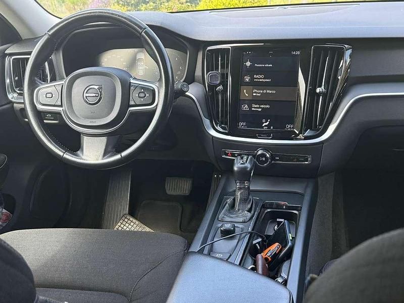 Usata Volvo V60 Business Edition 150 CV (110 kW) 2019 Station wagon