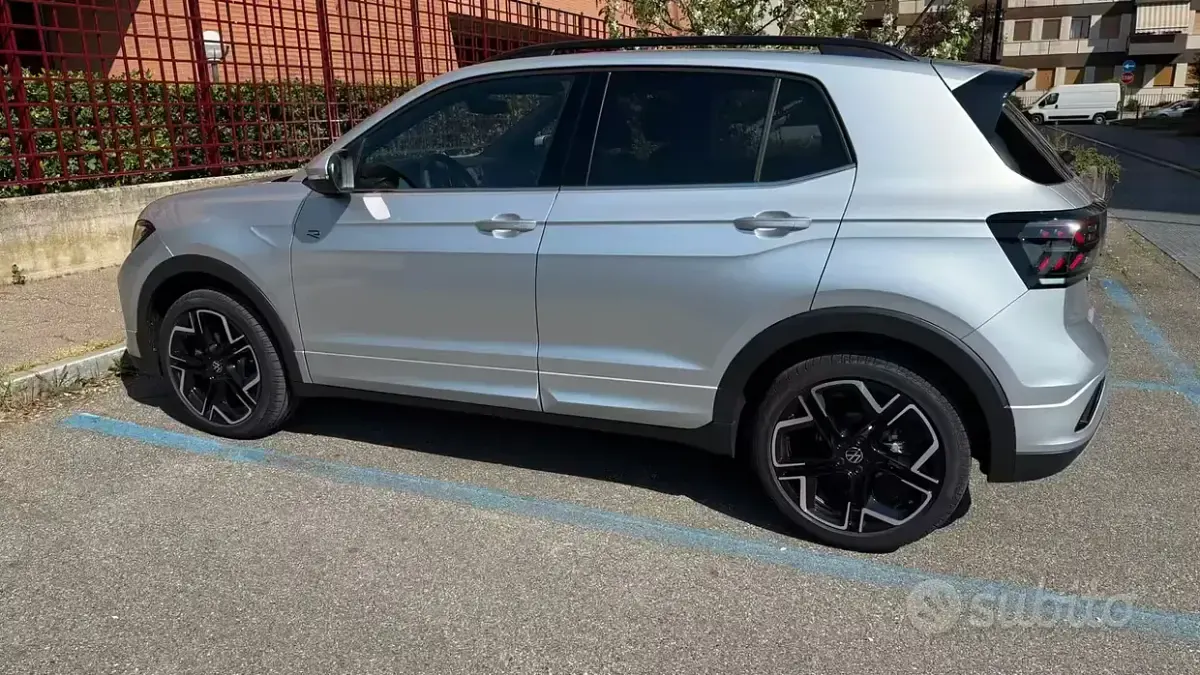 Nuova VW T-Cross R-line Plus 115 CV (84 kW) 2026 SUV