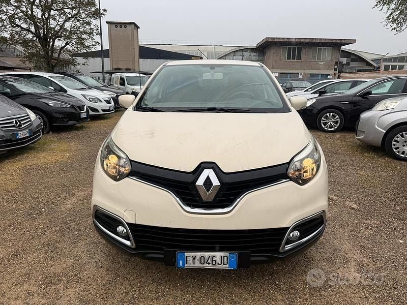 Usata Renault Captur 90 CV (66 kW) 2015 SUV