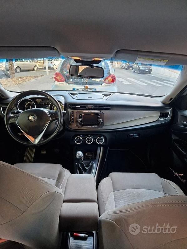 Usata Alfa Romeo Giulietta 2016 Grigio Berlina