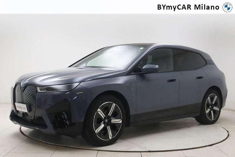 Storm bay metallizzato Usata 2024 BMW iX SUV | 63.000 € (Super prezzo) - Immagine 1/3