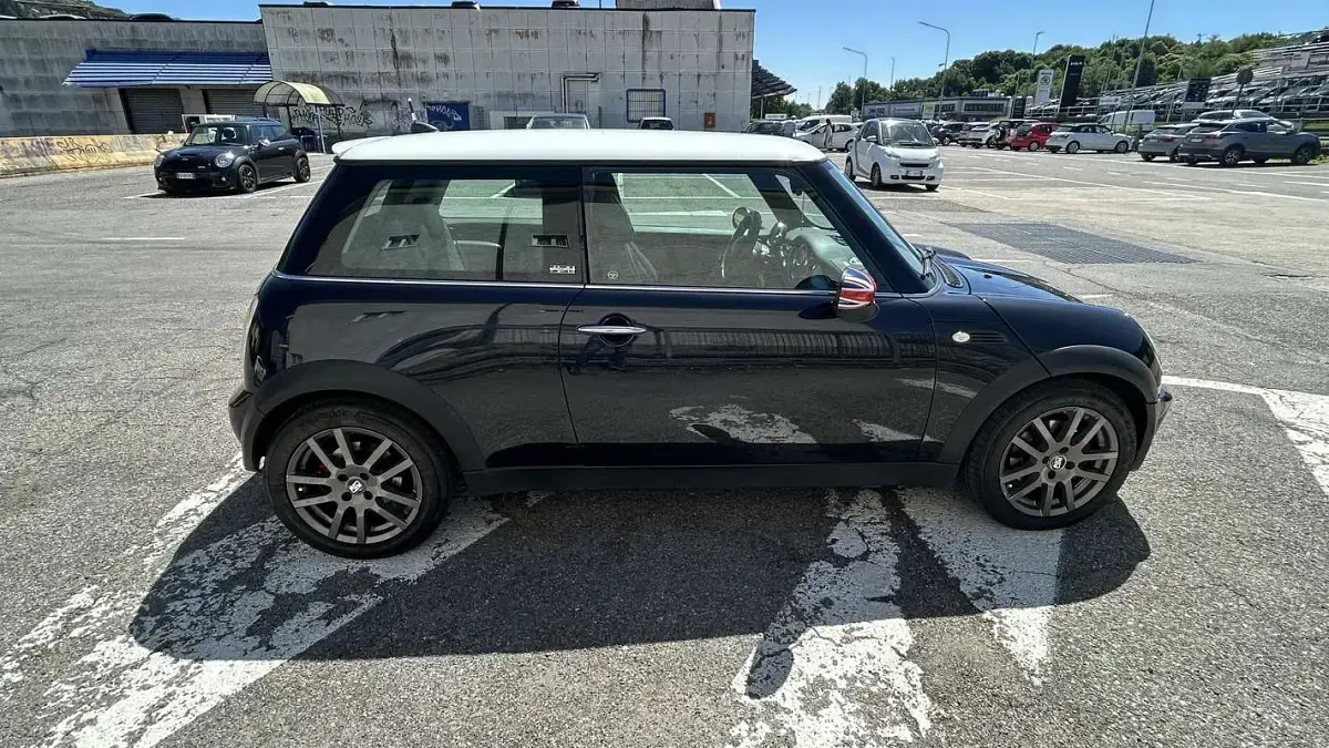 Usata Mini ONE 90 CV (66 kW) 2006 Utilitaria