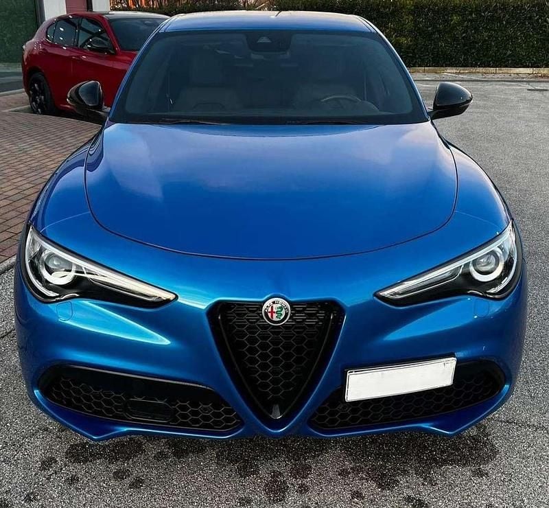 Other Usata 2023 Alfa Romeo Stelvio Veloce SUV | 38.990 € (Buon prezzo) - Immagine 1/3