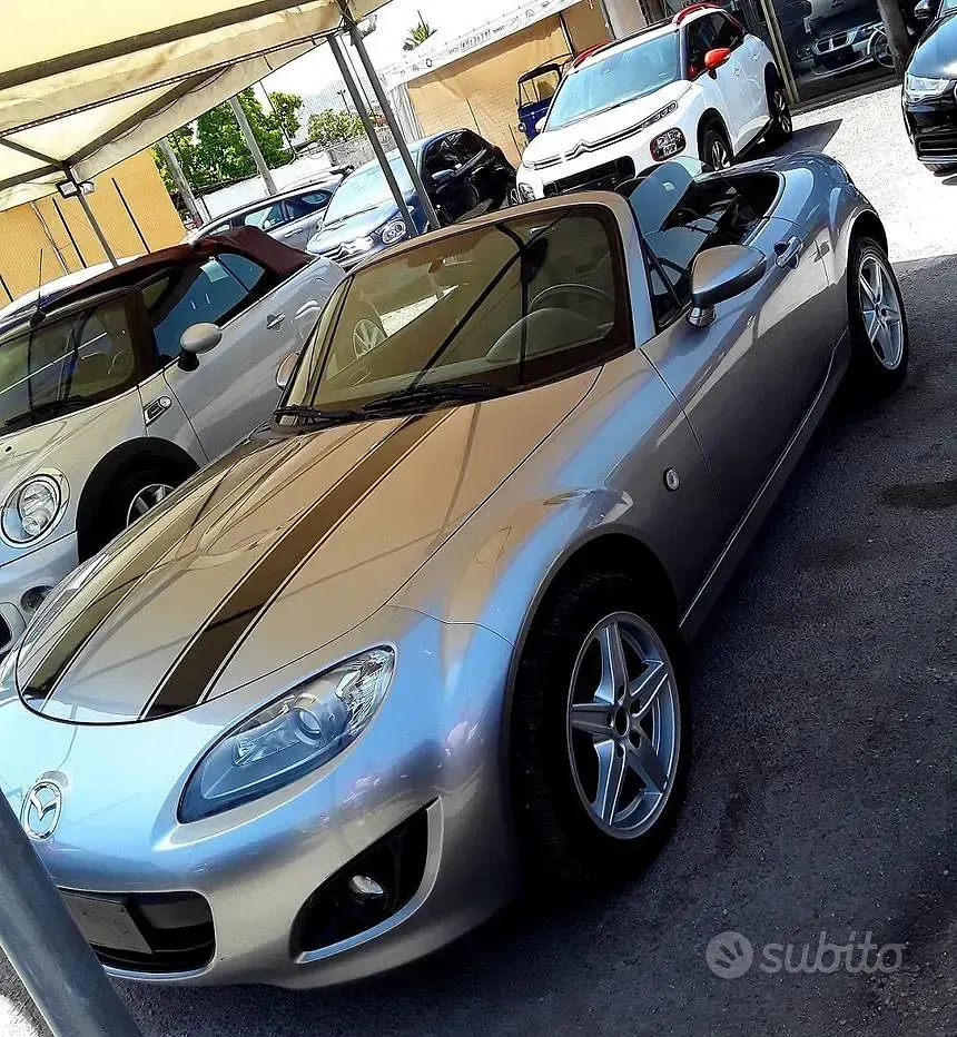 Usata Mazda MX5 116 CV (85 kW) 2010 Grigio Cabrio
