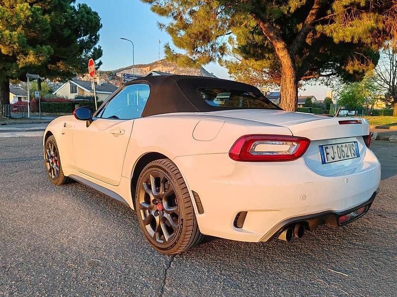 Usata Abarth 124 Spider 170 CV (125 kW) 2017 Bianco Cabrio