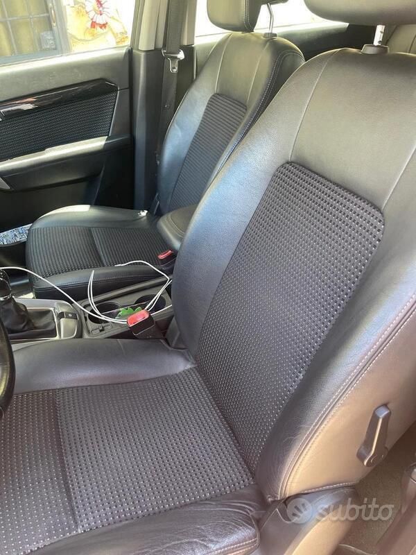 Usata Chevrolet Captiva 163 CV (119 kW) 2013 Grigio SUV