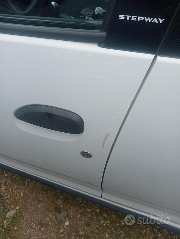 Usata Dacia Sandero Stepway 90 CV (66 kW) 2018 Bianco SUV