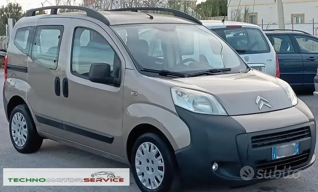 Usata Citroën Nemo 75 CV (55 kW) 2011 Grigio Monovolume