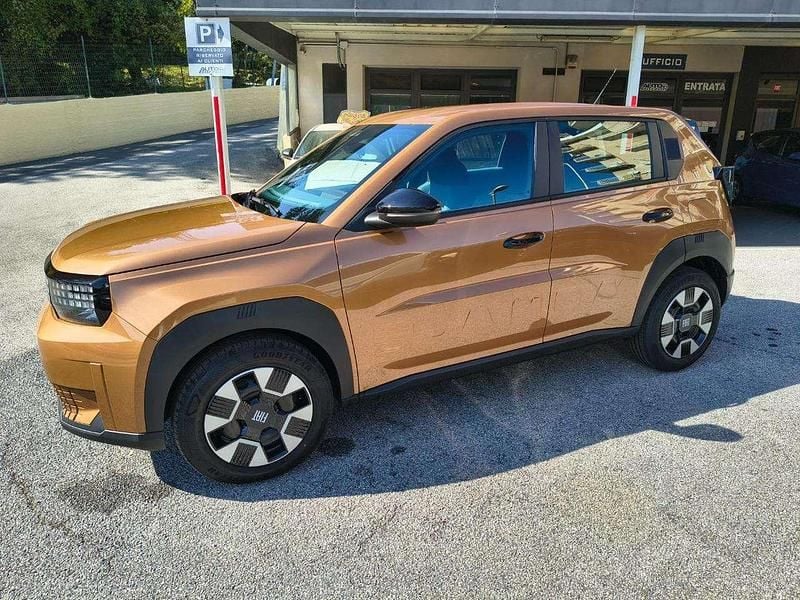 Bronzo Nuova 2026 Fiat Grande Panda Icon Due volumi | 18.500 € (Buon prezzo) - Immagine 1/4