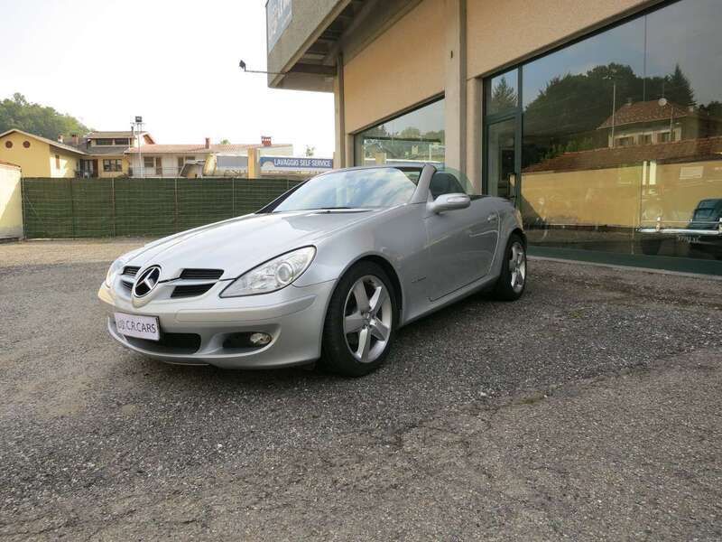 Usata Mercedes SLK200 163 CV (119 kW) 2005 Argento Cabrio