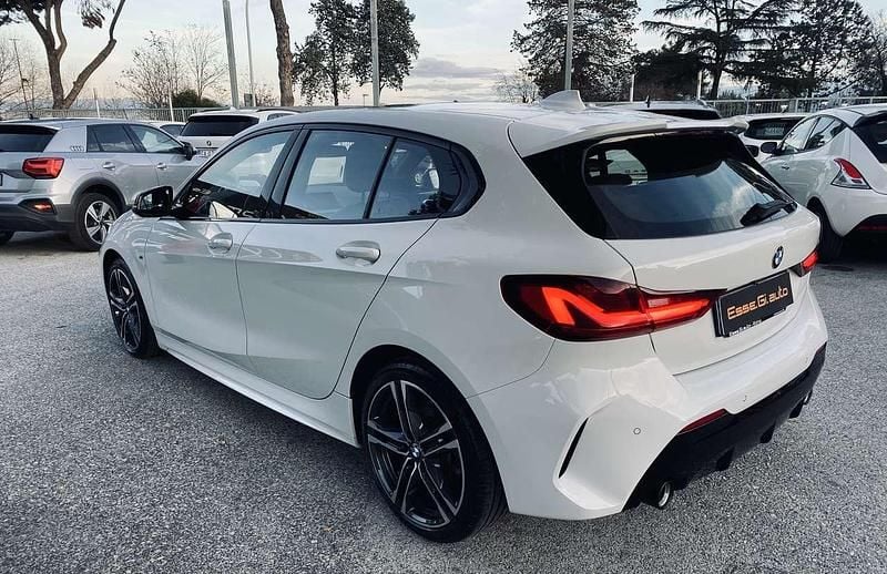 Usata BMW 118 M Sport 150 CV (110 kW) 2022 Bianco Utilitaria