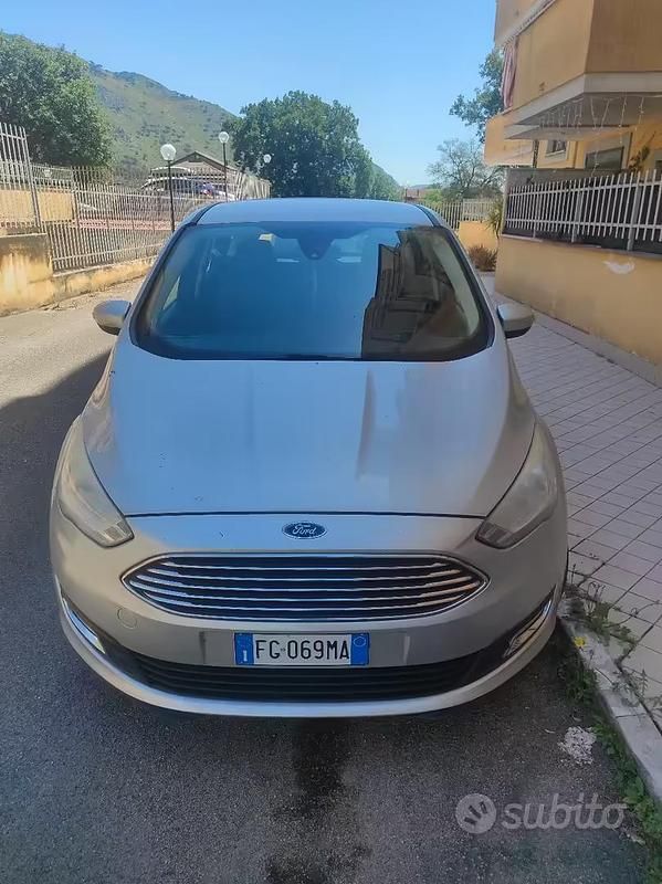 Begagnad Ford C-MAX 120 HK (88 kW) 2017 Grå Minibuss