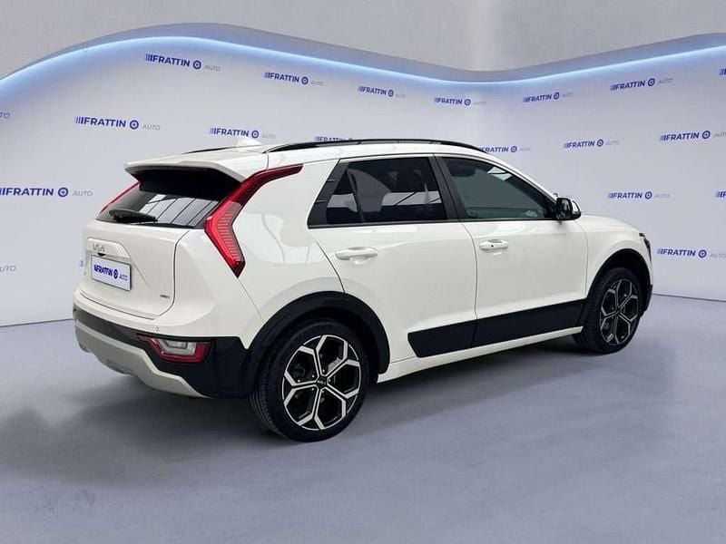 Usata Kia Niro 141 CV (103 kW) 2022 Bianco SUV