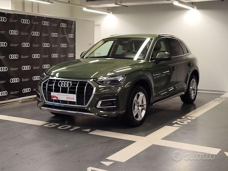 Usata Audi Q5 Advanced 299 CV (219 kW) 2021 Verde district metallizzato SUV