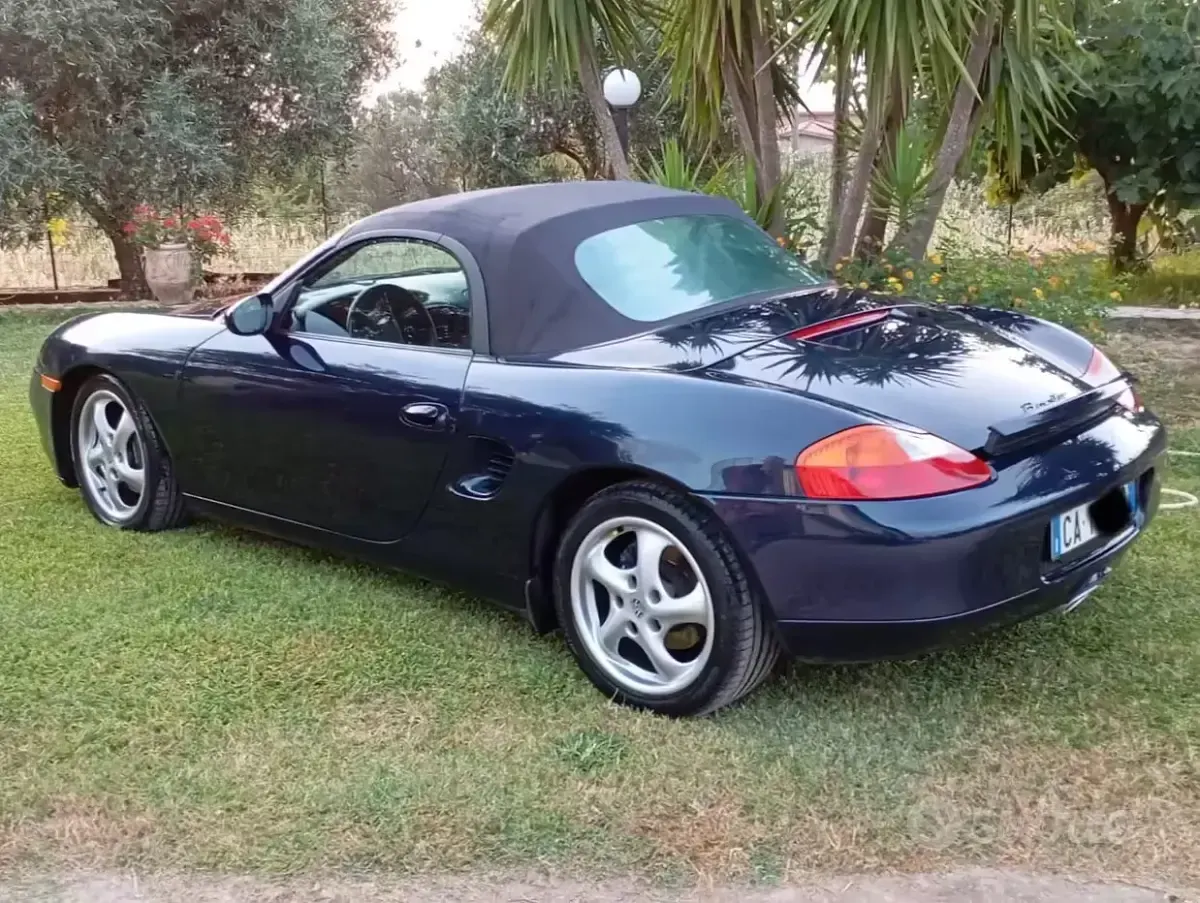 Second-hand Porsche Boxster 204 CP (150 kW) 1997 Albastru Cabrio