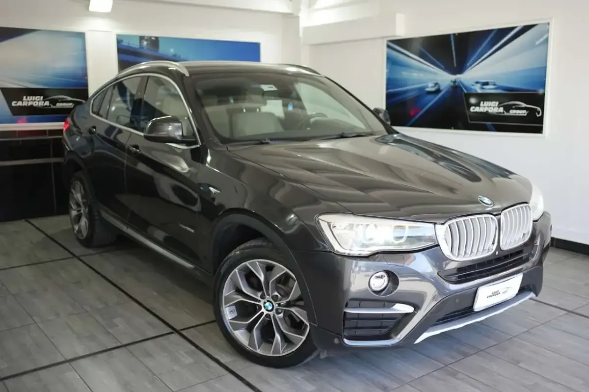 Usata BMW X4 258 CV (189 kW) 2014 Grigio metallizzato SUV