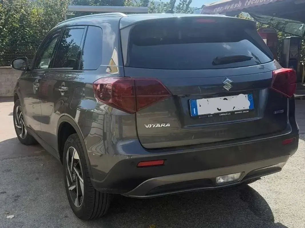 Usata Suzuki Vitara Cool 129 CV (94 kW) 2025 Grigio SUV