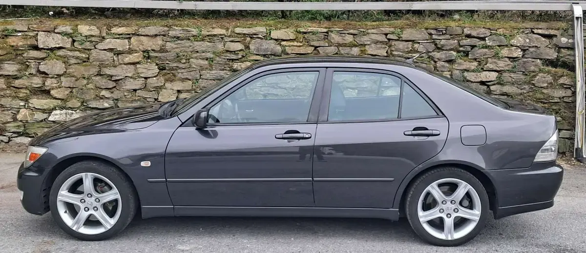 Usata Lexus IS200 155 CV (114 kW) 2000 Berlina