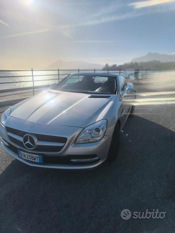 Usata Mercedes SLK200 184 CV (135 kW) 2012 Grigio Cabrio